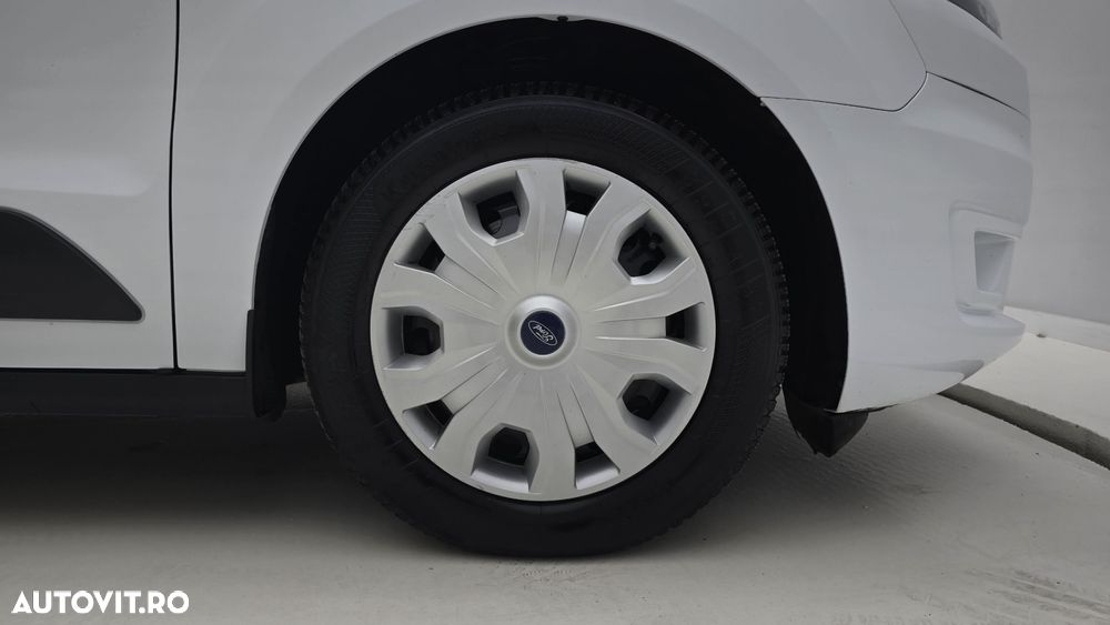 Ford Transit Connect - 22