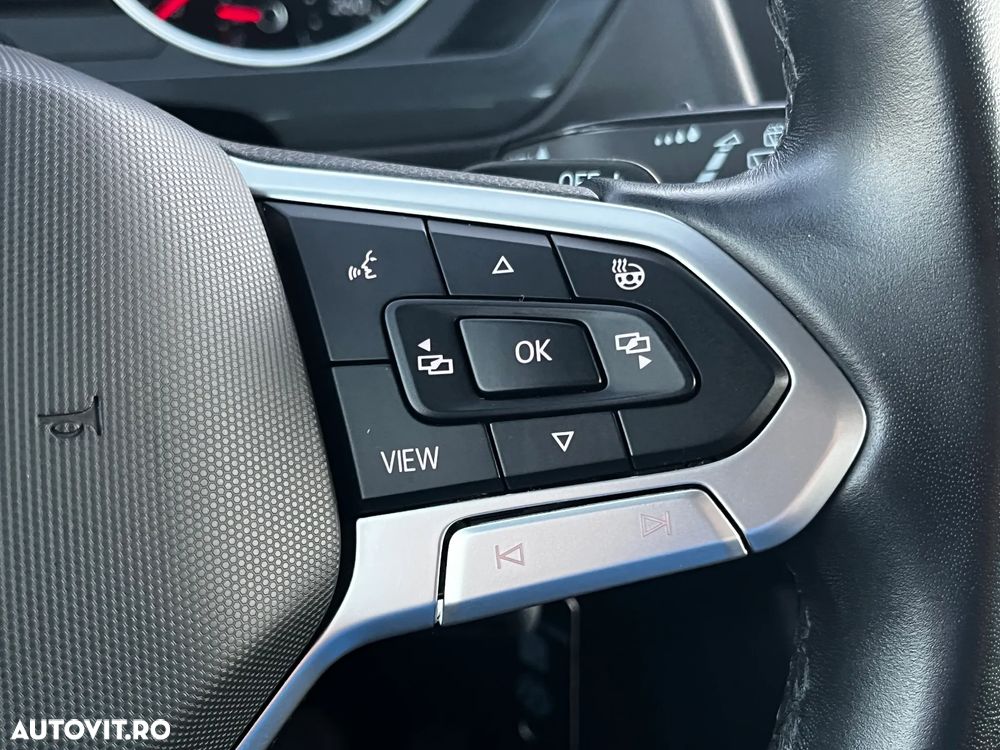 Volkswagen Tiguan - 17