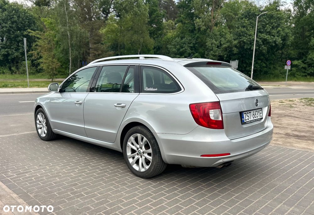 Skoda Superb 1.4 TSI Ambition Green tec - 4