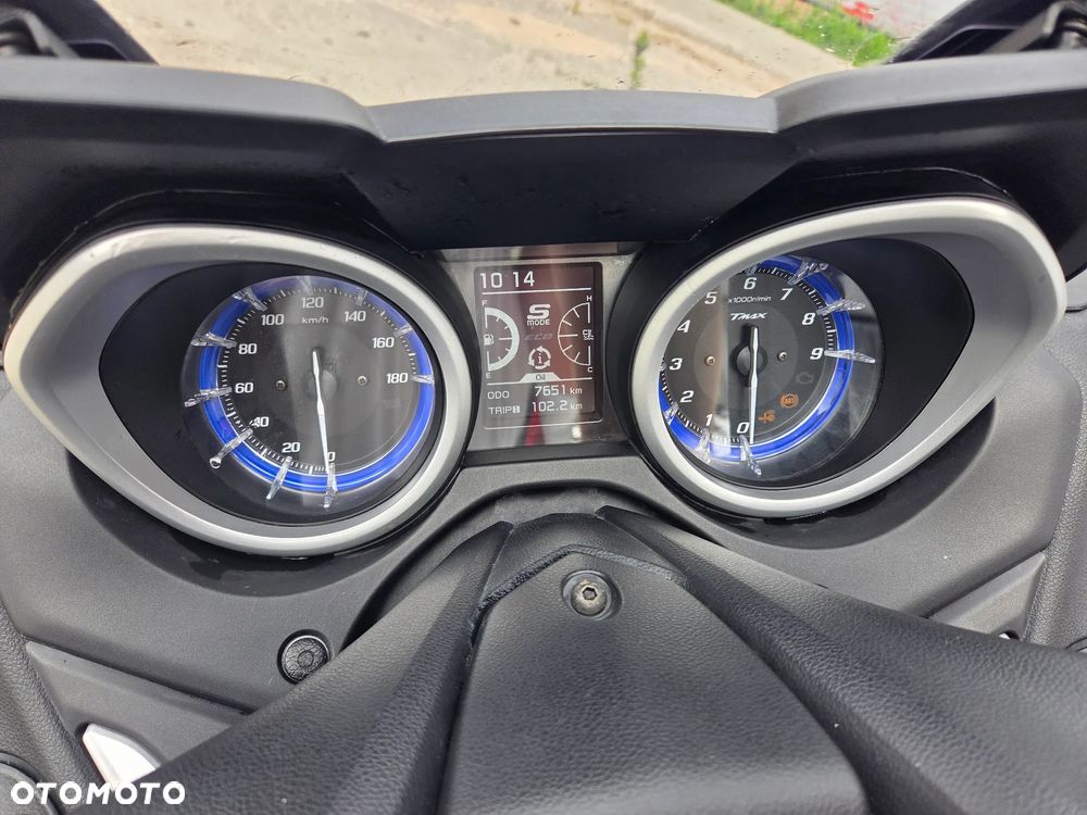 Yamaha Tmax - 5