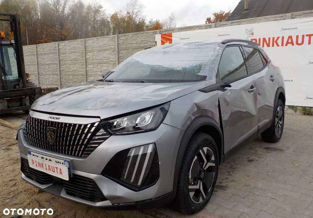 Peugeot 2008 - 8