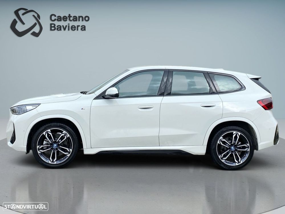 BMW iX1 xDrive30 Pack Desportivo M - 31
