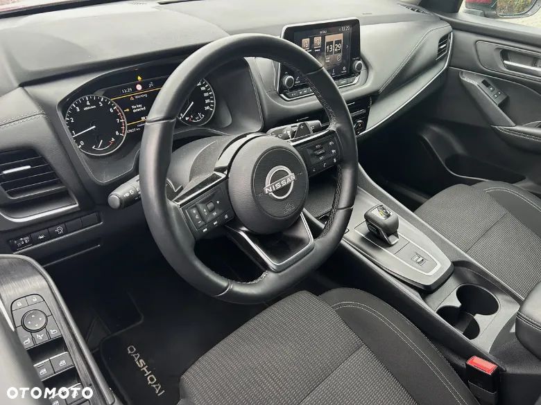Nissan Qashqai 1.3 DIG-T mHEV Acenta Xtronic - 6