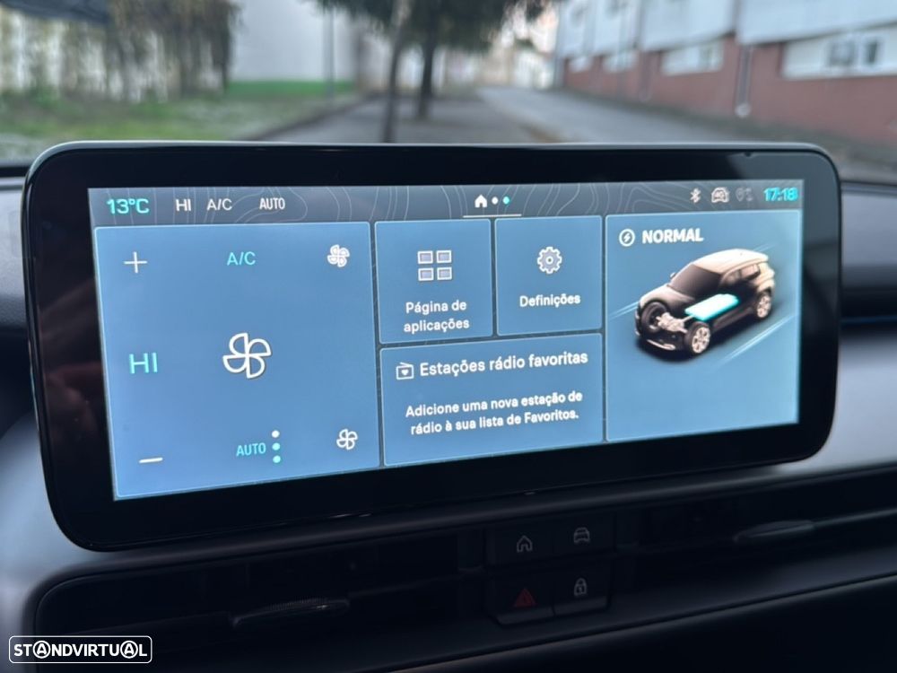 Jeep Avenger 54 kWh Summit - 24