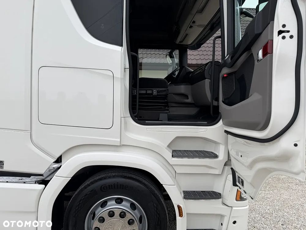 Scania R 450 / STANDARD / 21-22R./ SALON / RETARDER / MOCNO DOPOSAŻONA / FULL LED / VIRTUAL / STAN FABRYCZNY / SALON POLSKA / - 18
