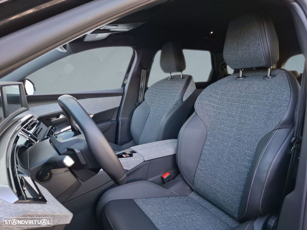 Peugeot 5008 1.2 Hybrid Allure e-DCS6 - 11