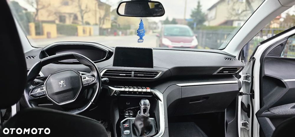 Peugeot 3008 1.6 BlueHDi Allure S&S - 10