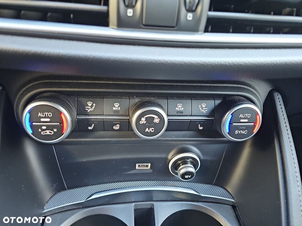 Alfa Romeo Stelvio 2.0 Turbo Veloce TI Q4 - 21