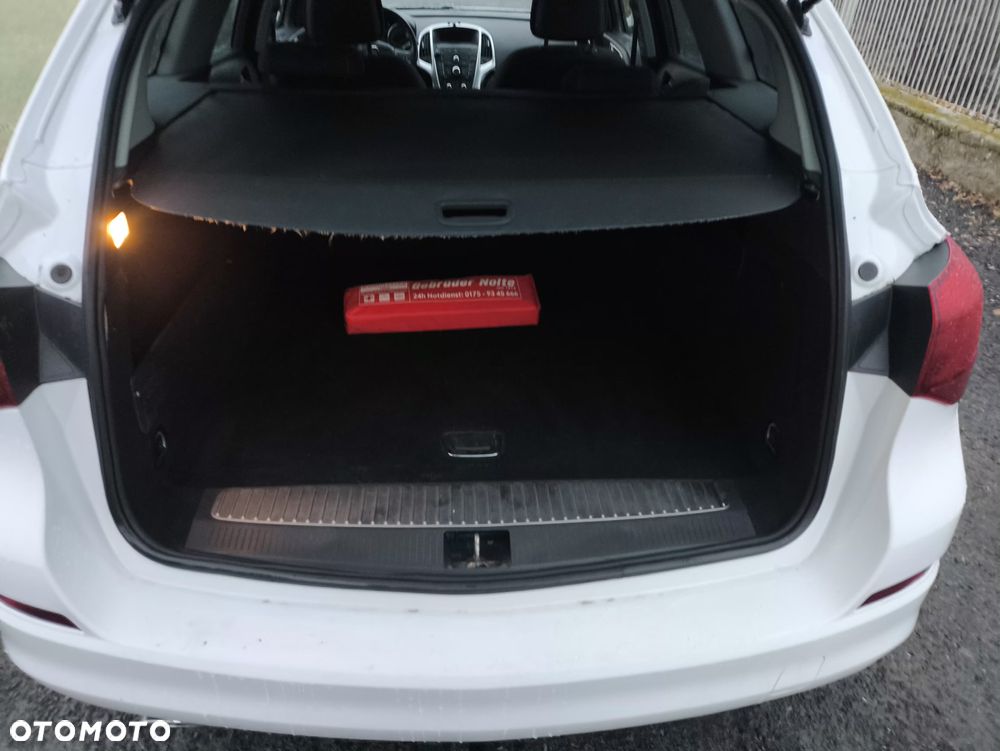 Opel Astra 1.4 Turbo Design Edition - 8