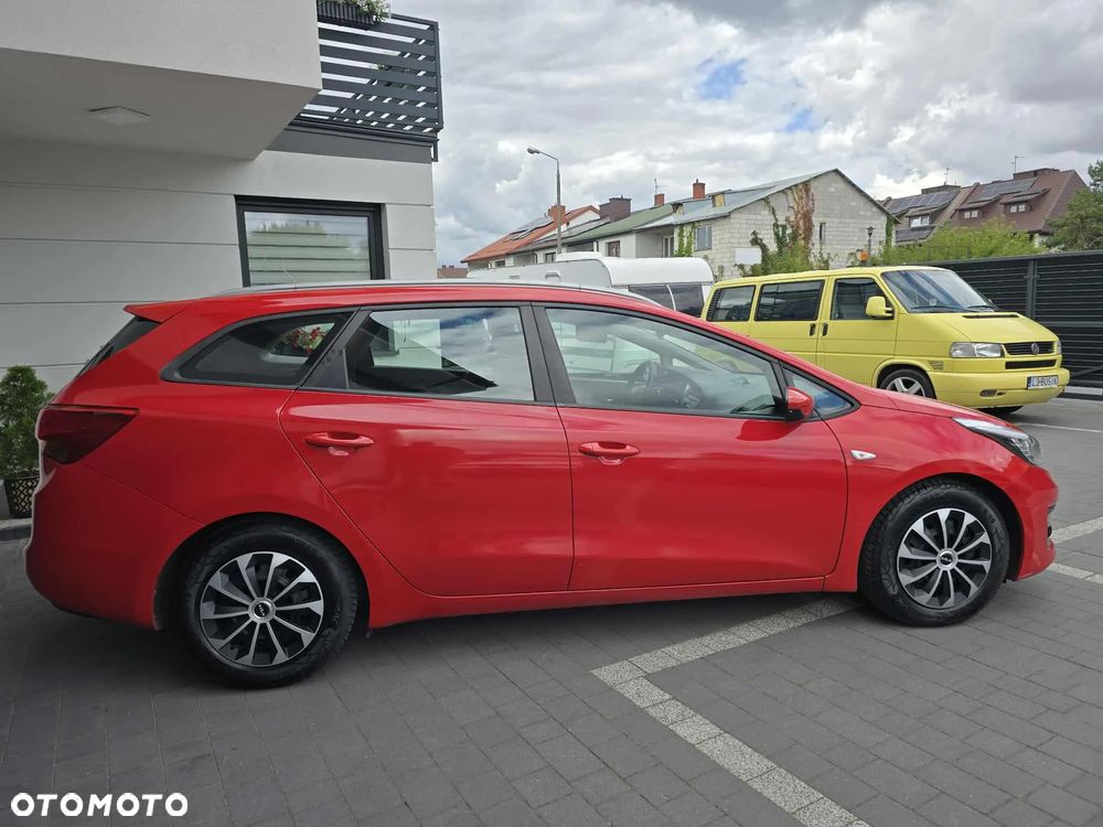Kia Ceed Cee'd 1.6 CRDi L - 10