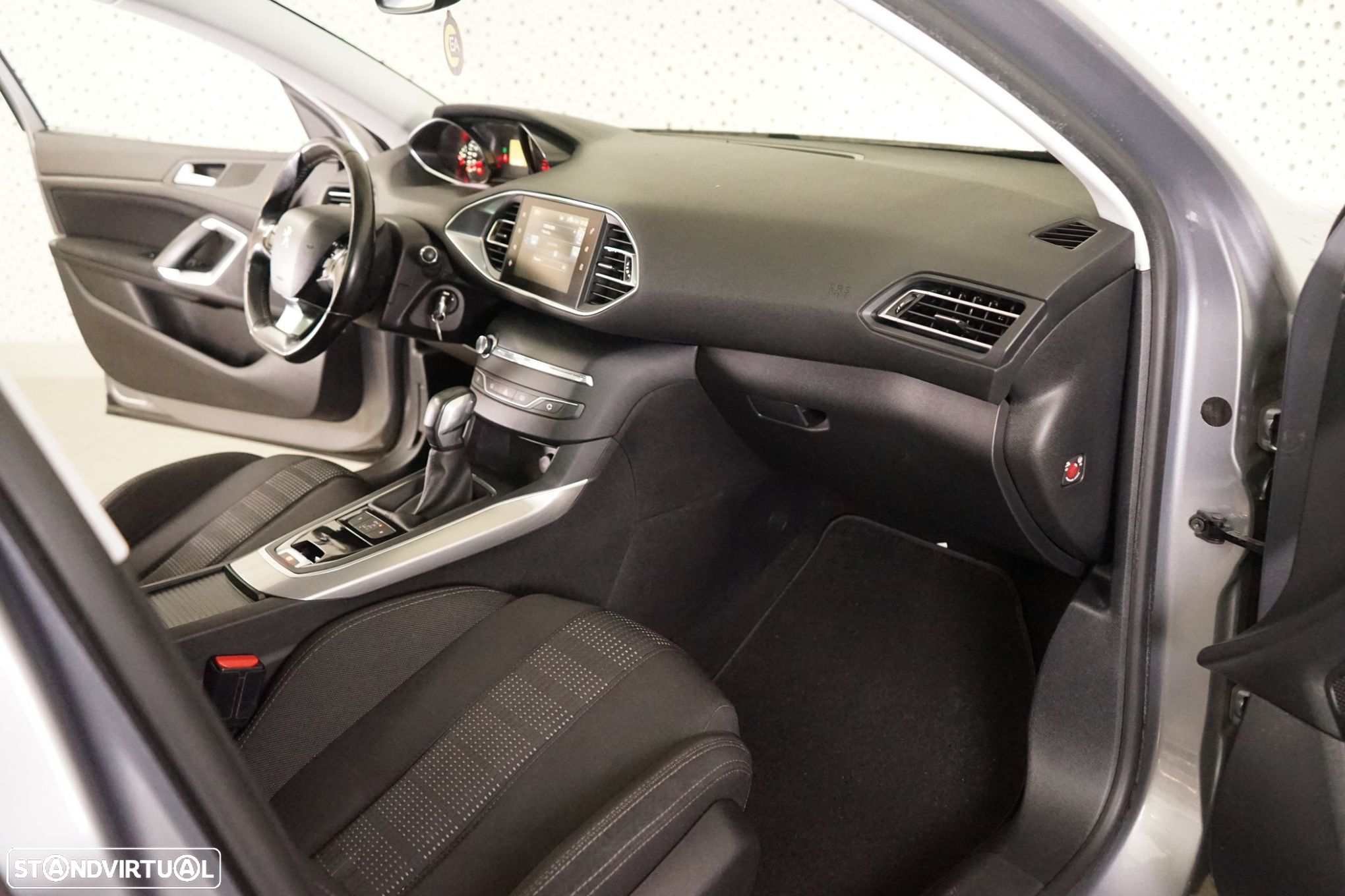 Peugeot 308 SW 1.6 BlueHDi Allure J17 EAT6 - 36