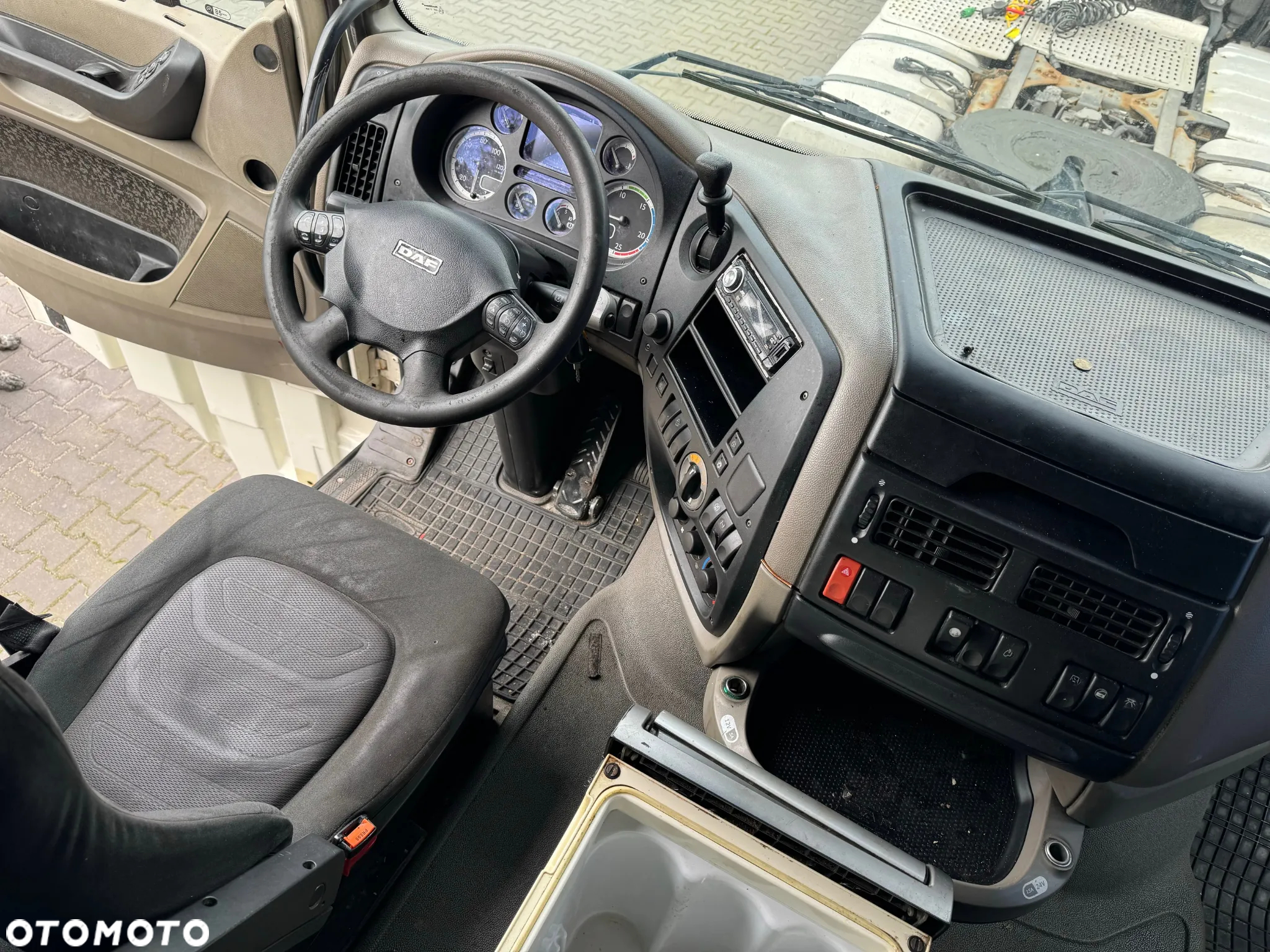 DAF XF 105 460 - 3