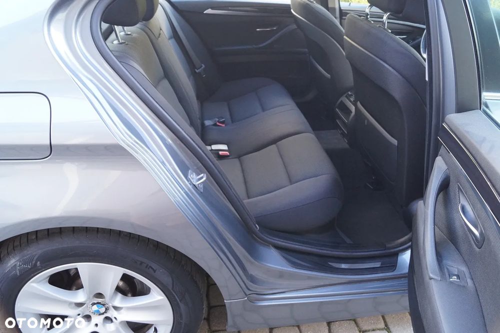 BMW Seria 5 520d Efficient Dynamics Edition - 26