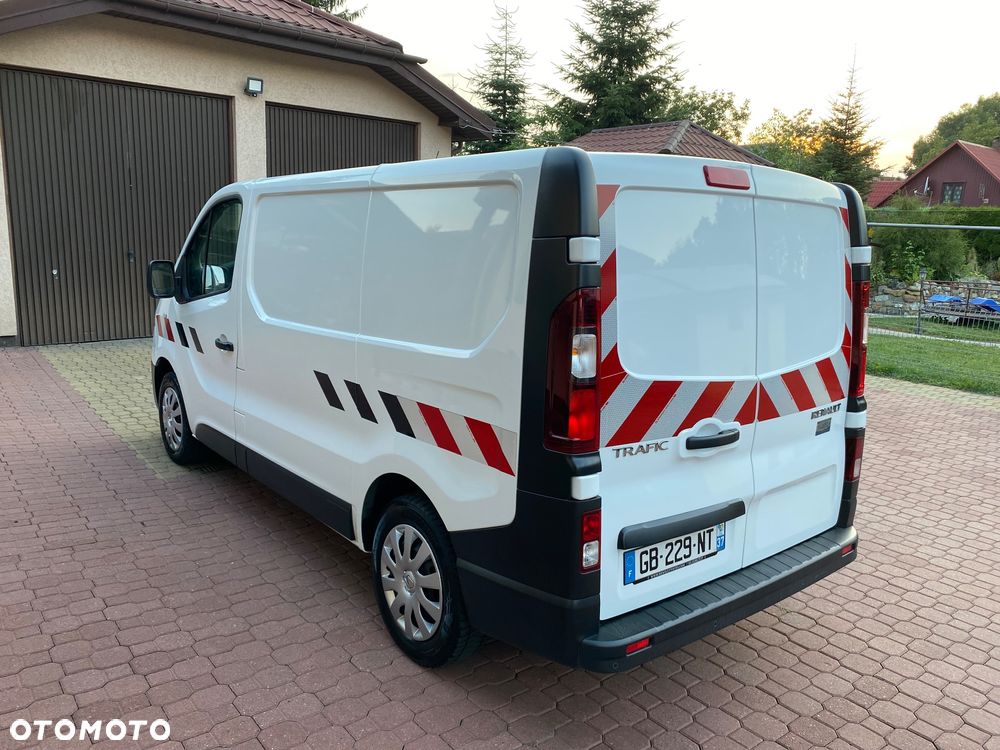 Renault TRAFIC L1 H1  120 koni 2.0 dci - 5