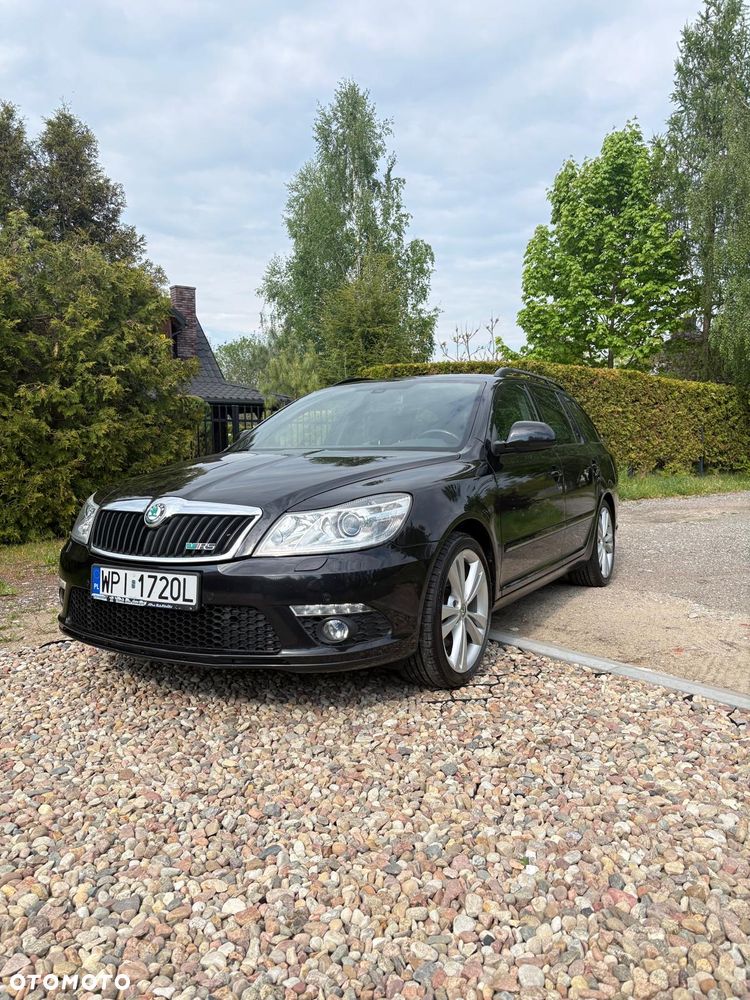 Skoda Octavia 2.0 TDI CR DPF RS - 1
