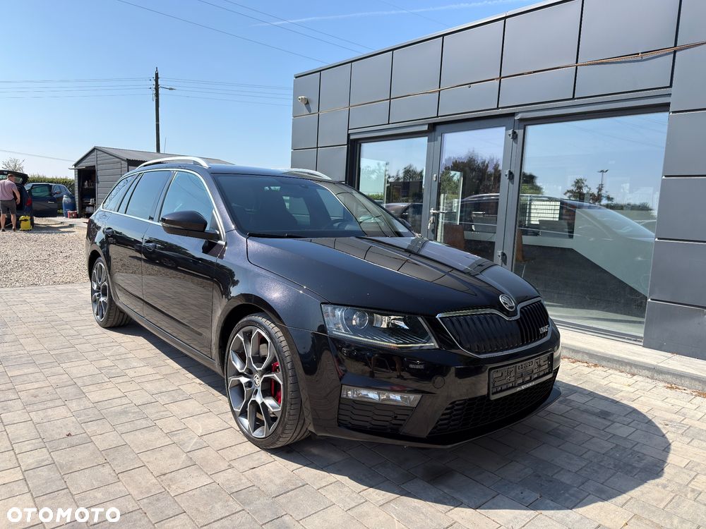 Skoda Octavia 2.0 TDI RS DSG - 2