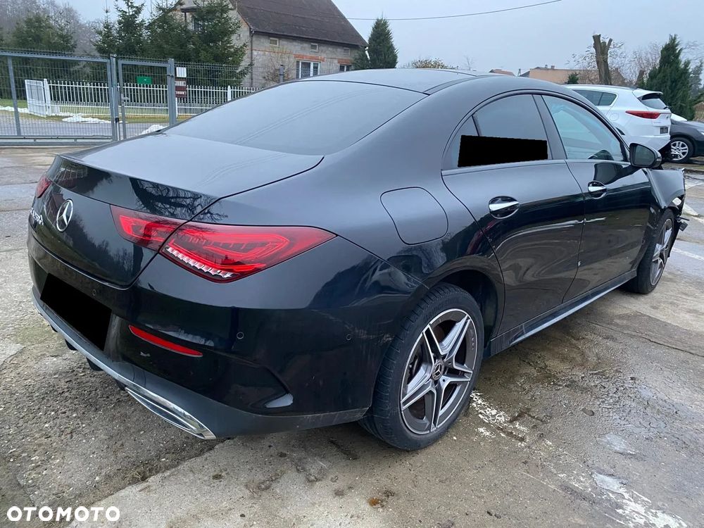 Mercedes-Benz CLA 250 e 8G-DCT AMG Line - 1