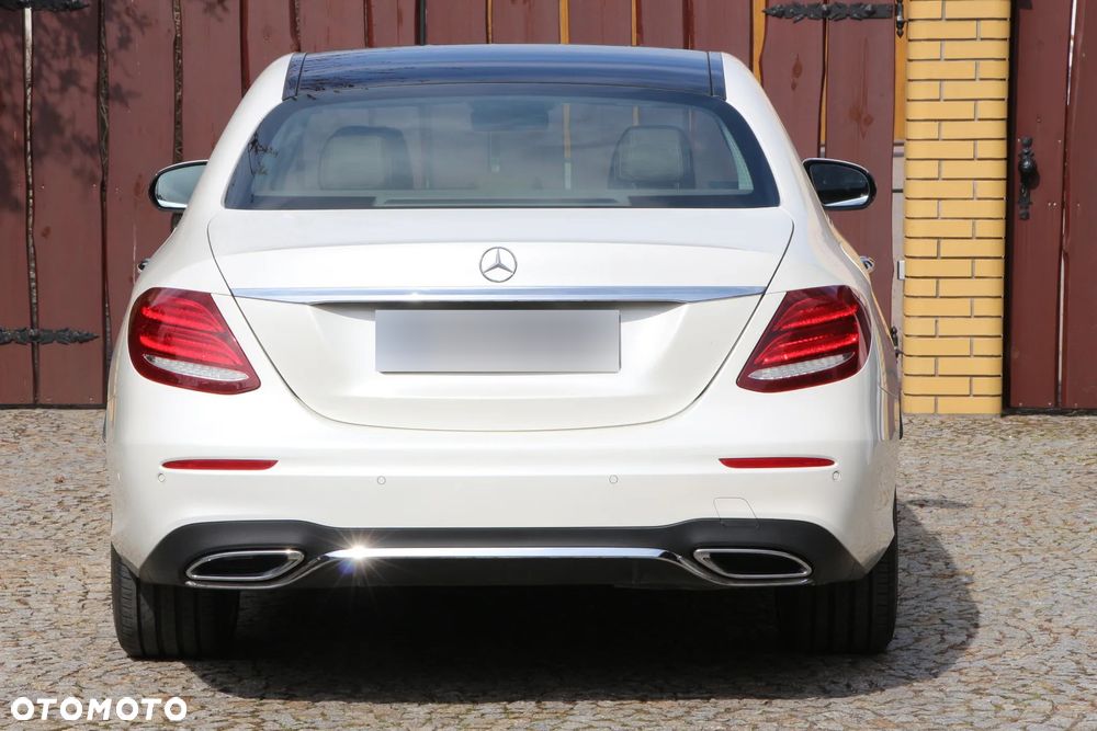 Mercedes-Benz Klasa E - 6