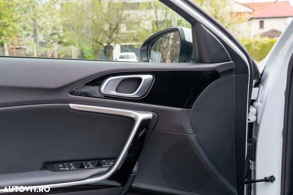 Kia XCeed 1.5 T-GDI 7DCT City - 17