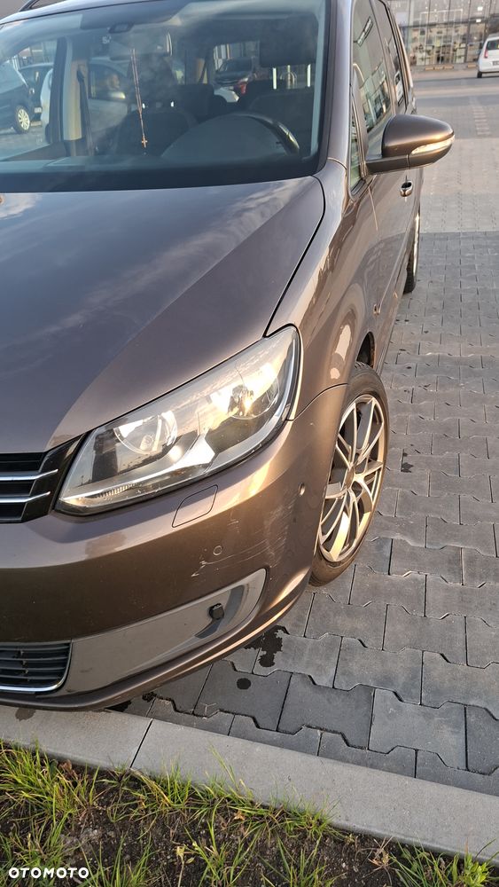 Volkswagen Touran - 2