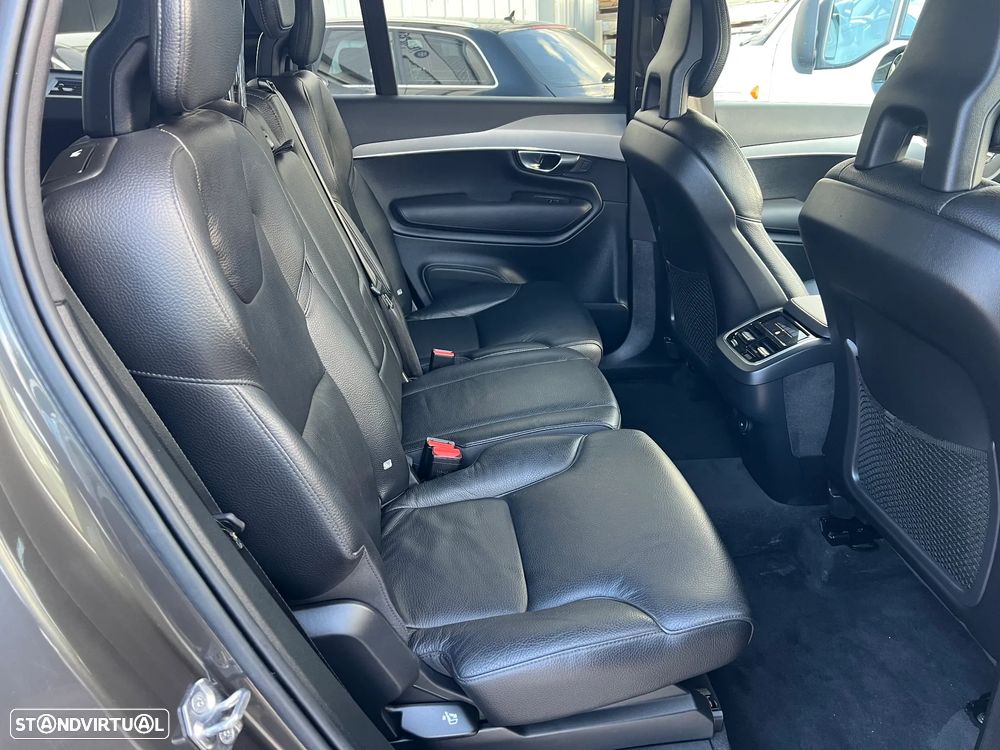 Volvo XC 90 2.0 B5 Momentum Plus AWD - 13