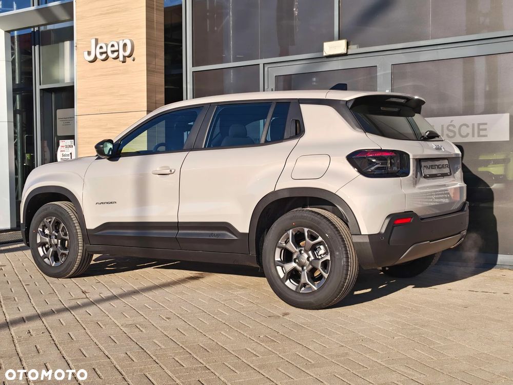 Jeep Avenger 1.2 T3 mHEV Longitude FWD eDCT6 - 7