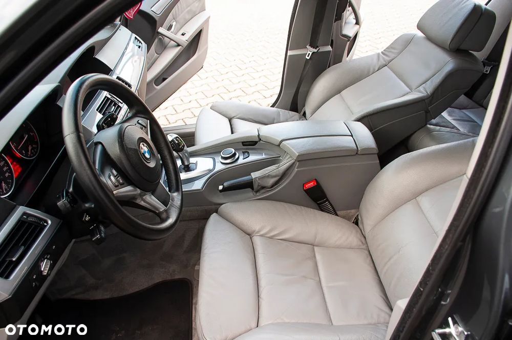 BMW Seria 5 530d - 39