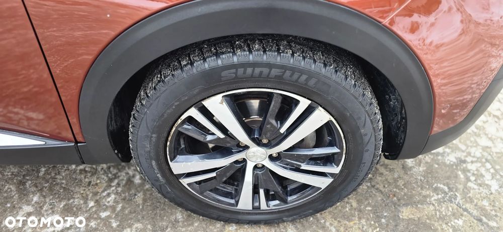 Peugeot 3008 1.5 BlueHDi Active S&S EAT8 - 28