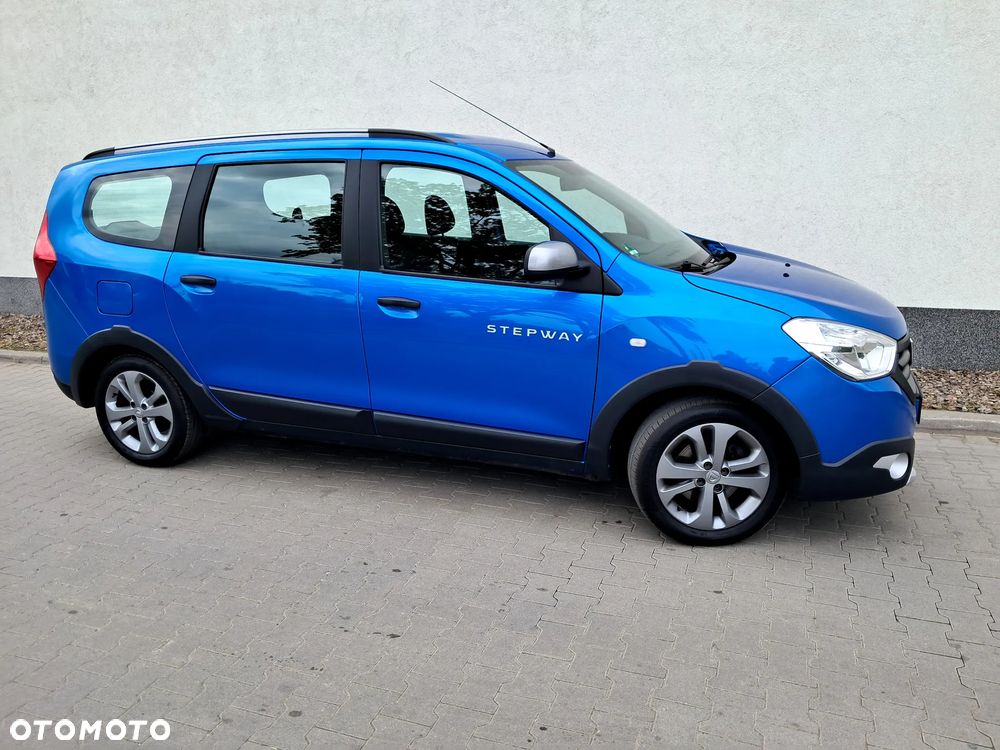 Dacia Lodgy 1.2 TCe Stepway - 4