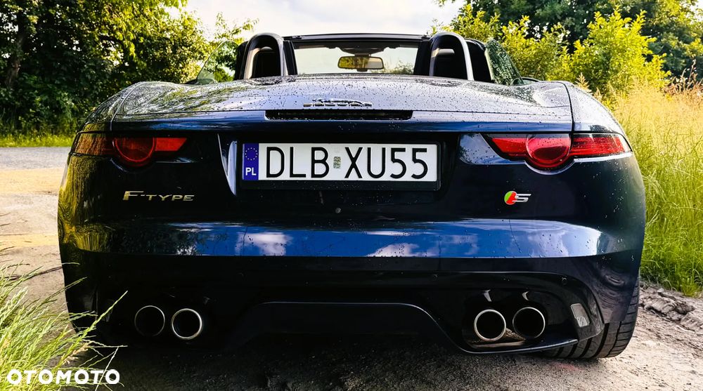 Jaguar F-Type - 4