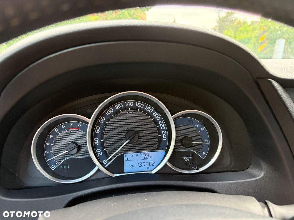 Toyota Auris 1.6 Premium - 13
