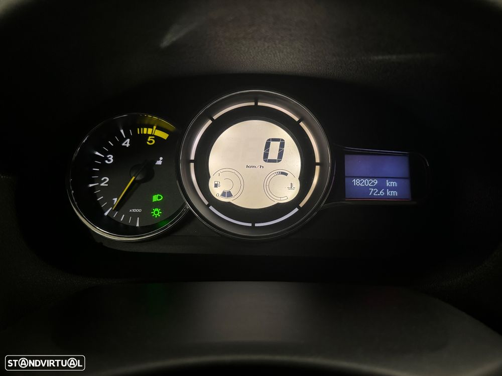 Renault Mégane dCi 90 FAP Paris - 26