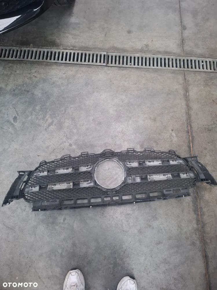 Mercedes atrapa grill W213 A 2138880123 - 5