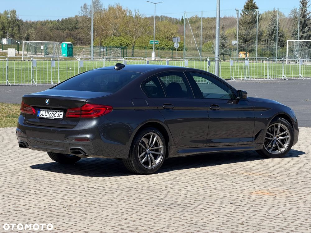 BMW Seria 5 520d xDrive M Sport sport - 2