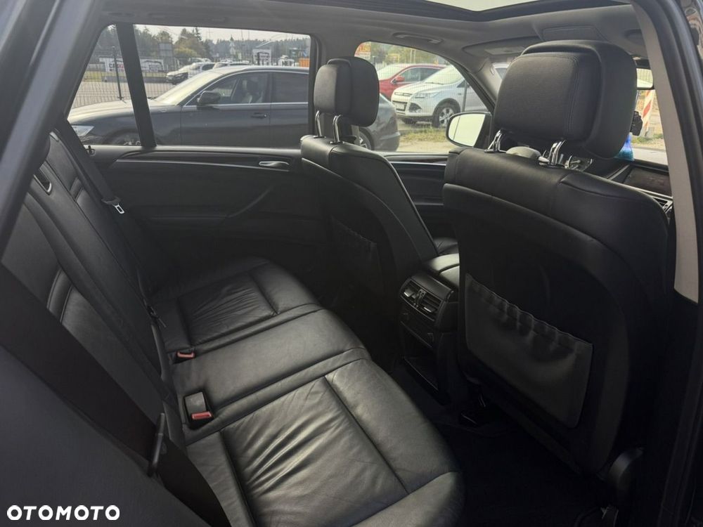 BMW X5 xDrive35i - 19