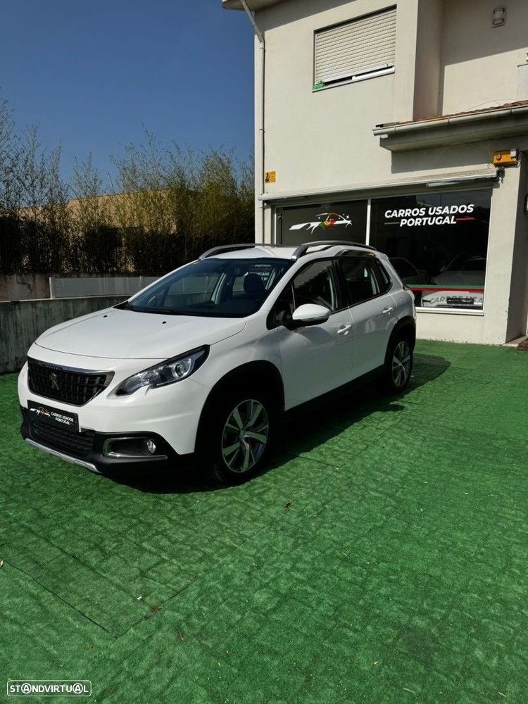 Peugeot 2008 1.2 PureTech Allure - 10