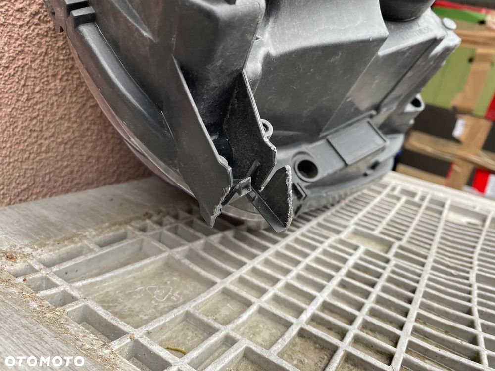 lampa citroen c3 III przed liftem lewa eu cała - 6