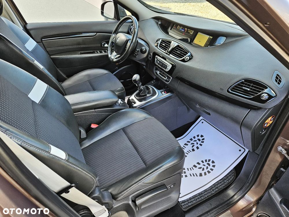 Renault Grand Scenic Gr 1.6 dCi Energy Bose Edition S&S - 8
