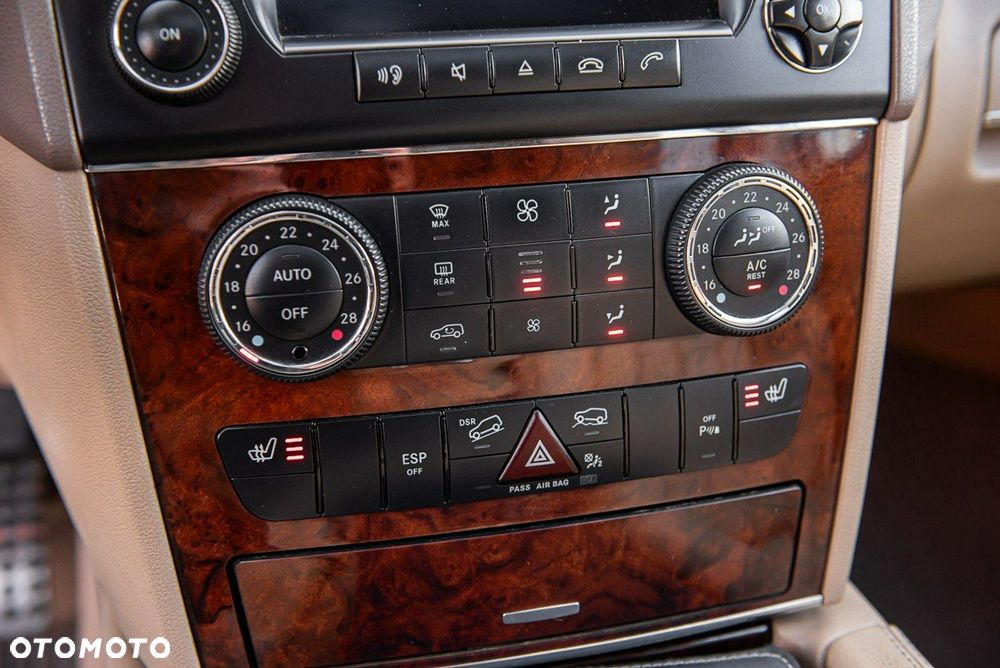 Mercedes-Benz ML 320 CDI 4Matic 7G-TRONIC - 22