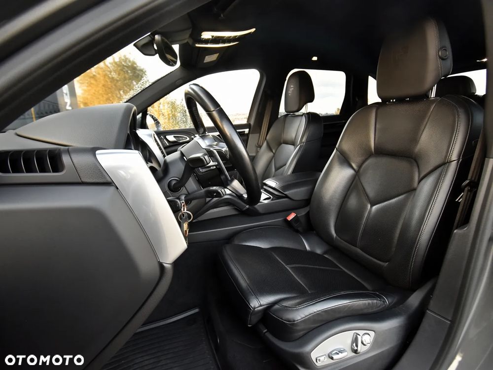 Porsche Cayenne S Diesel - 35