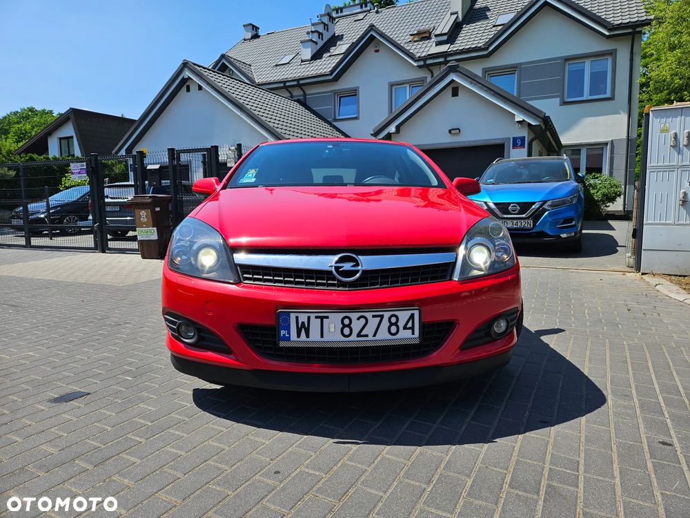 Opel Astra 1.6 T Cosmo - 2