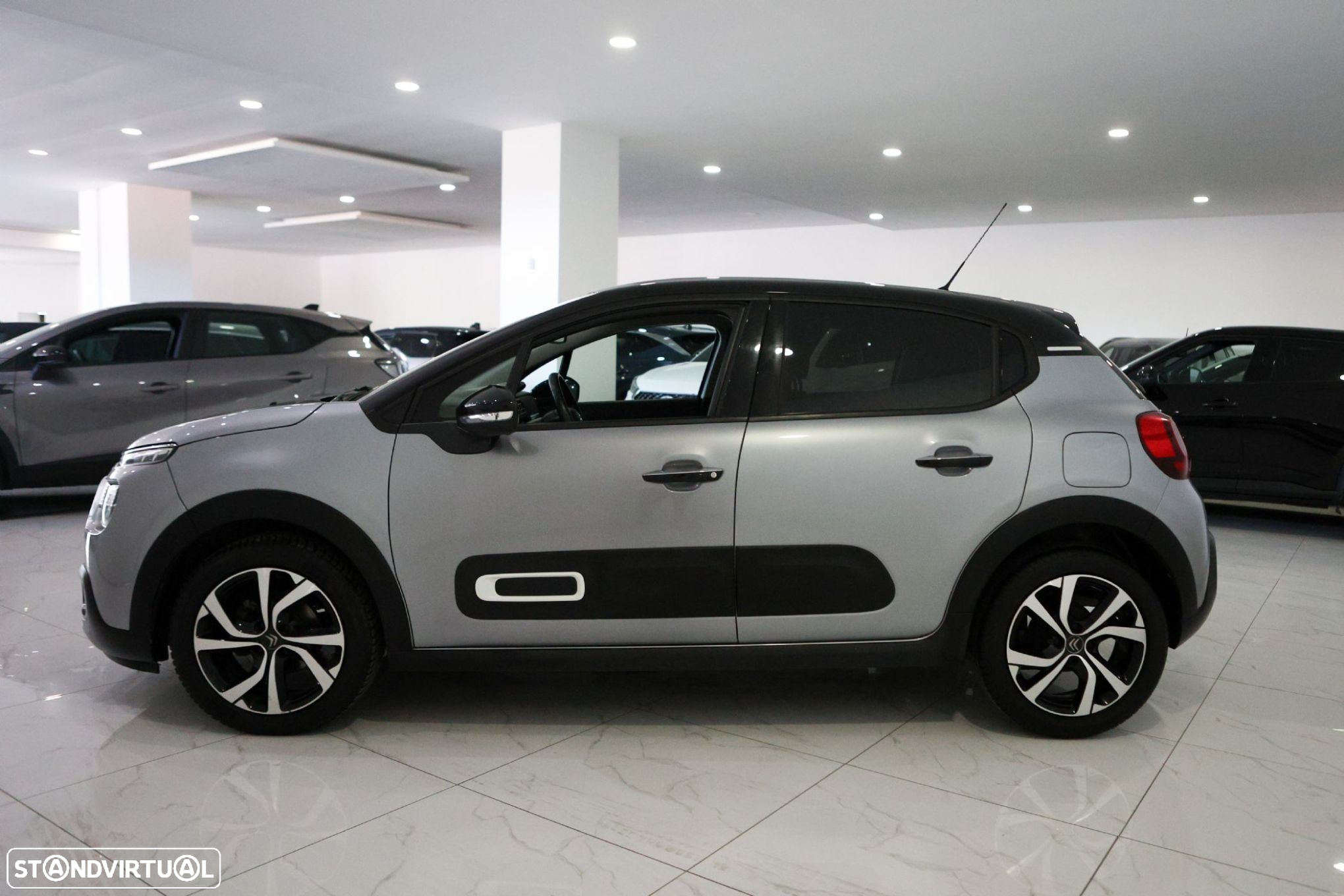 Citroën C3 1.2 PureTech Shine - 5