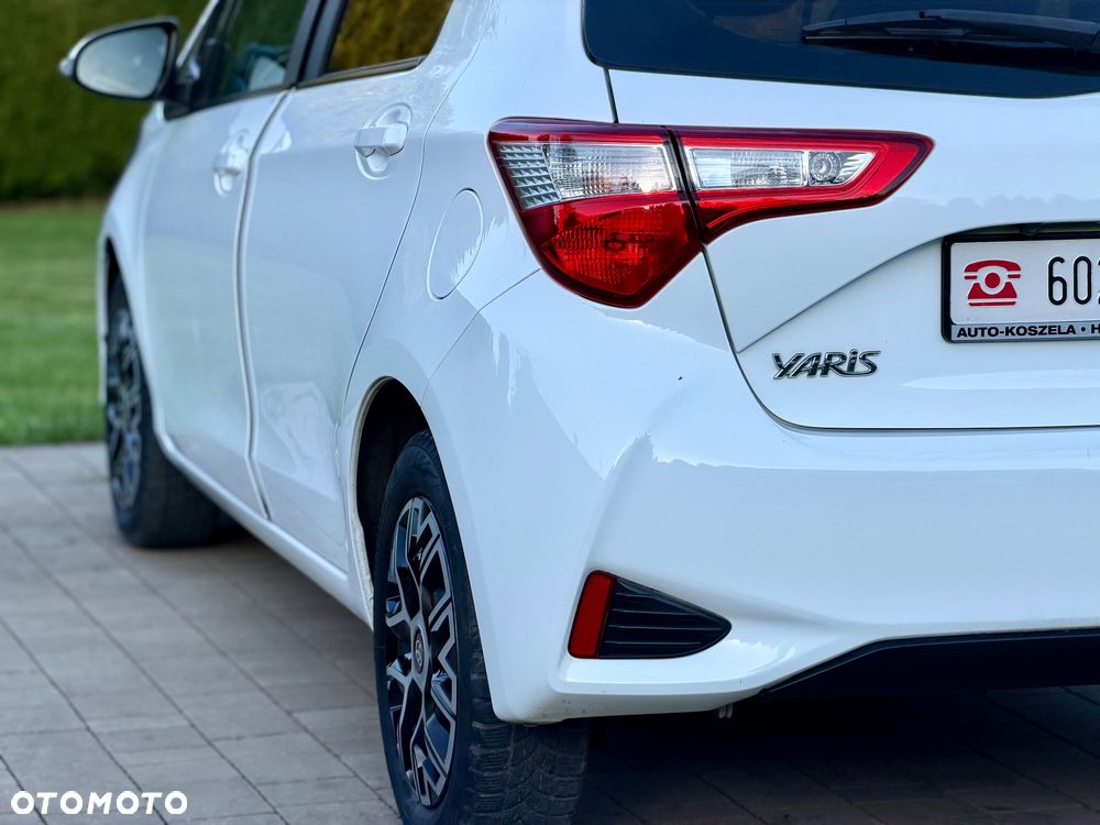 Toyota Yaris 1.5 Dynamic - 22