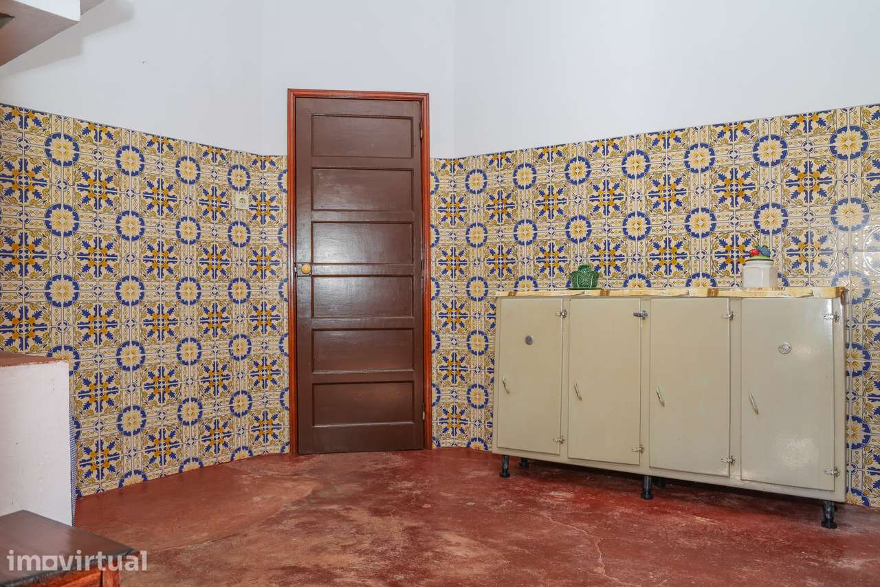 Moradia T3 com Jardim, Garagem e Vista Desafogada | Bairro – Alenquer - Grande imagem: 4/42