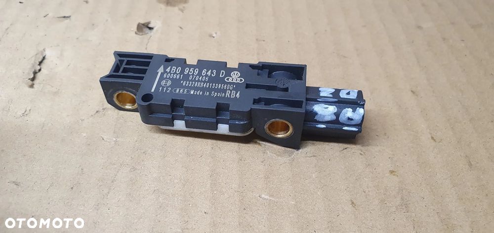 Czujnik sensor uderzeniowy Airbag Audi A8 D3 4B0959643A - 2