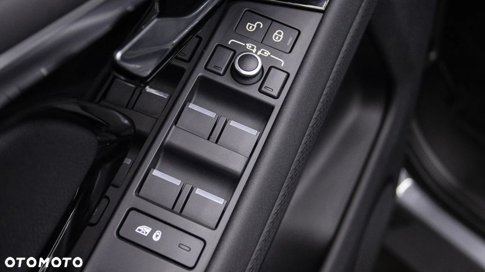 Land Rover Range Rover Evoque 2.0 P200 mHEV S - 32