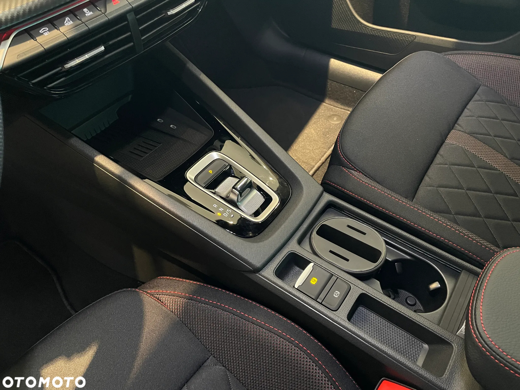 Skoda Octavia 2.0 TSI RS DSG - 25
