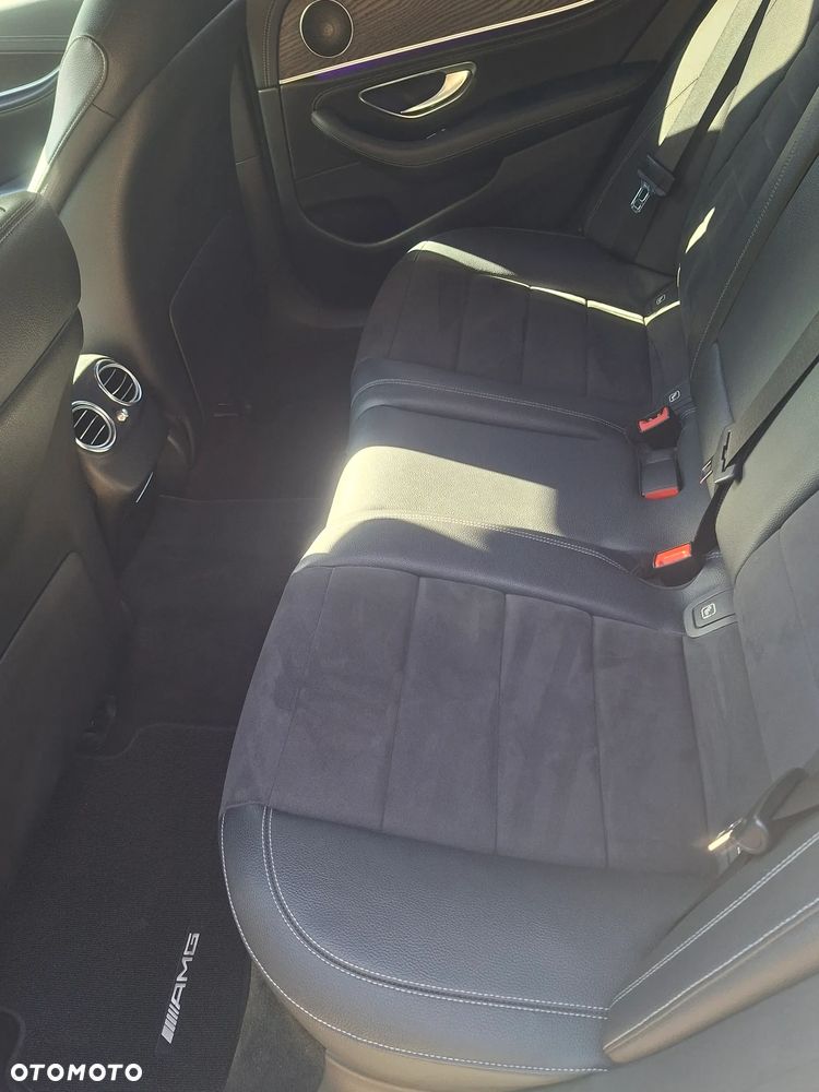 Mercedes-Benz Klasa E 220 d 4-Matic 9G-TRONIC - 10