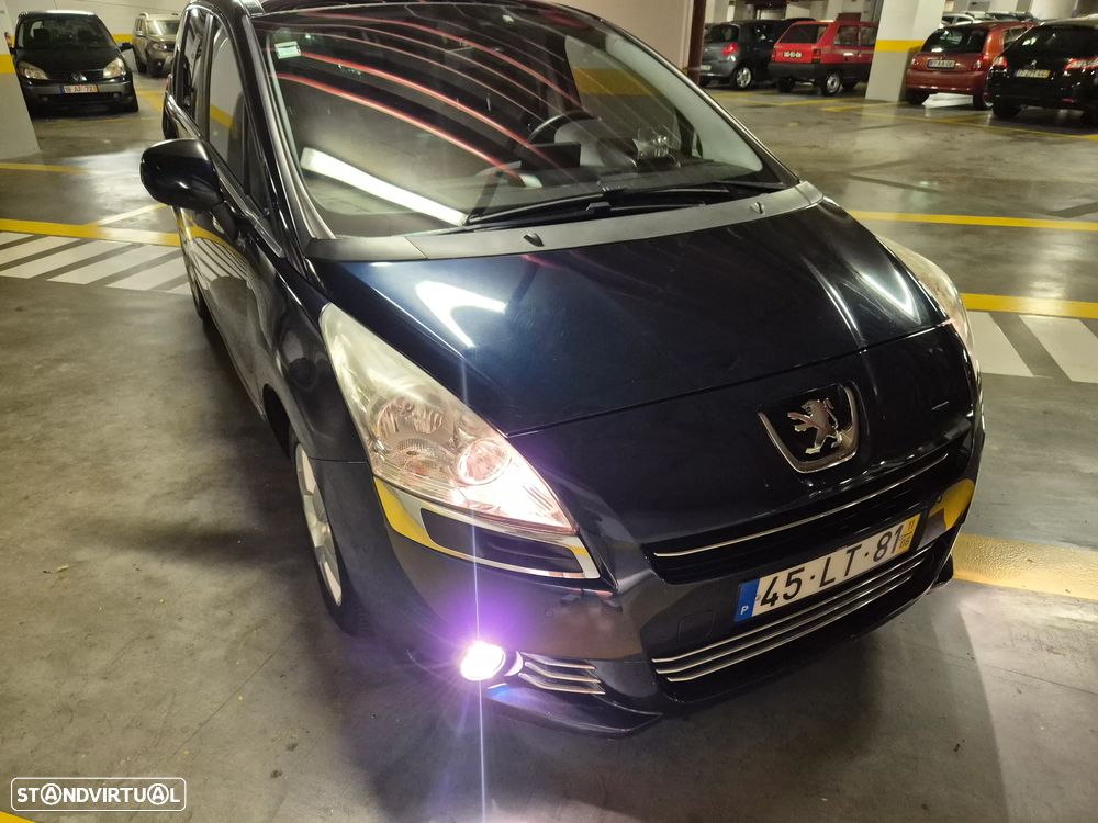 Peugeot 5008 1.6 E-HDi Tech-Motion CMP6 - 8