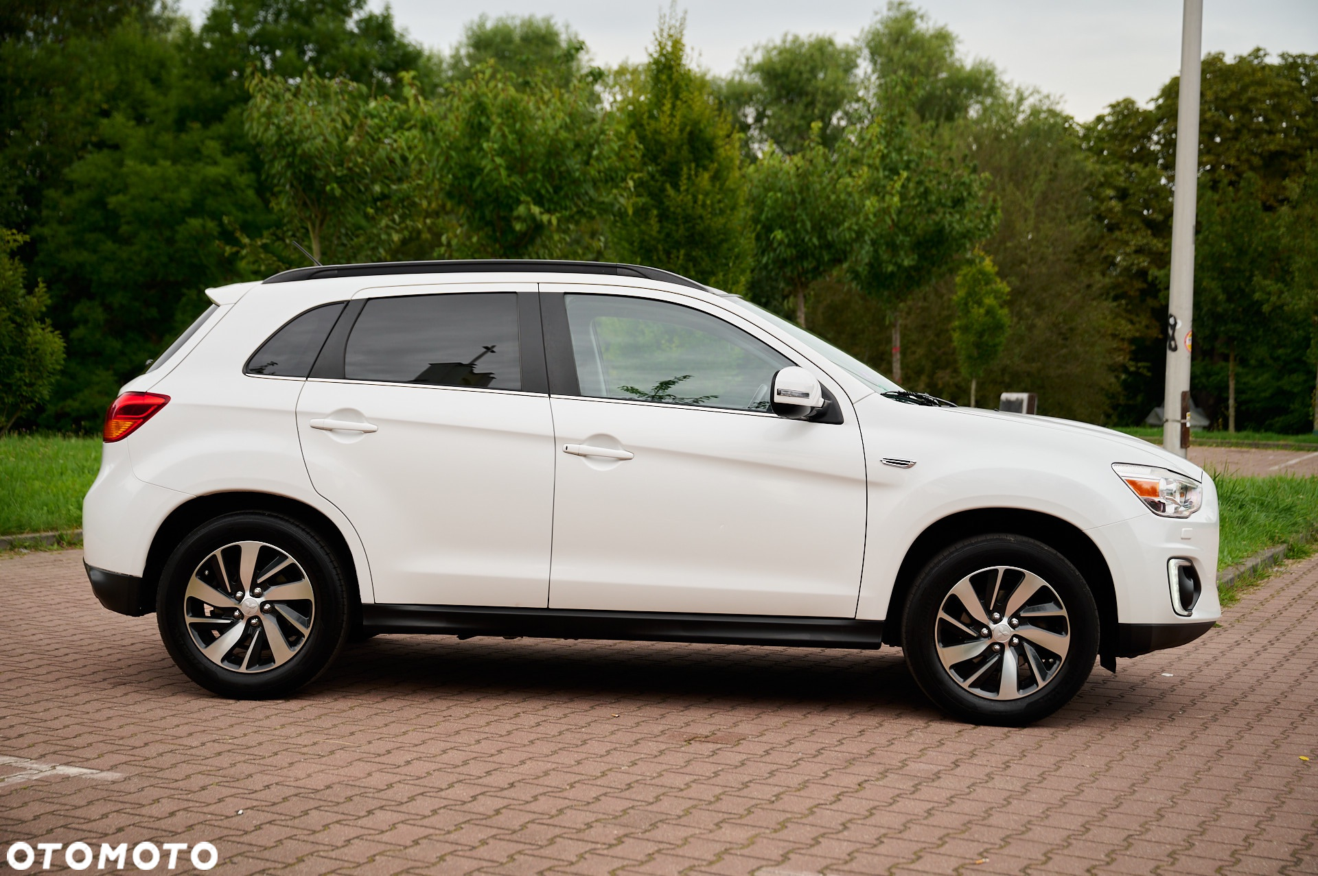 Mitsubishi ASX - 14